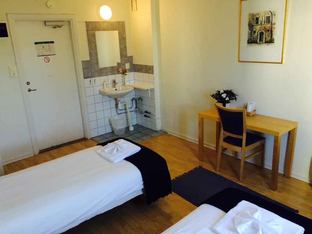 Linköping Hotell Oestergyllen מראה חיצוני תמונה